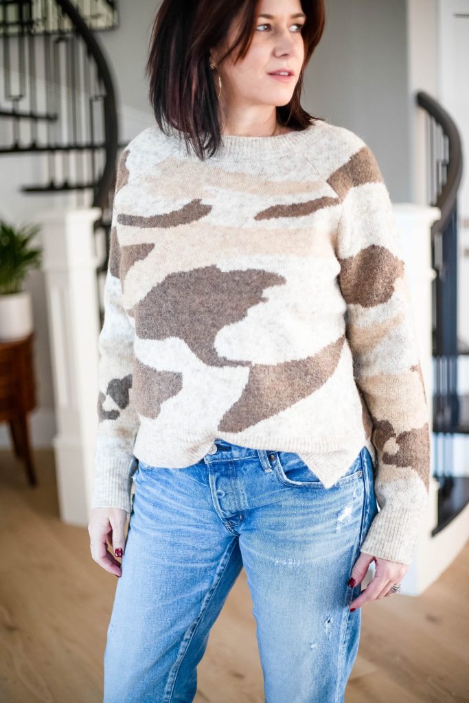 StyleDahlia wearing a sand camo sweater and jeans.
