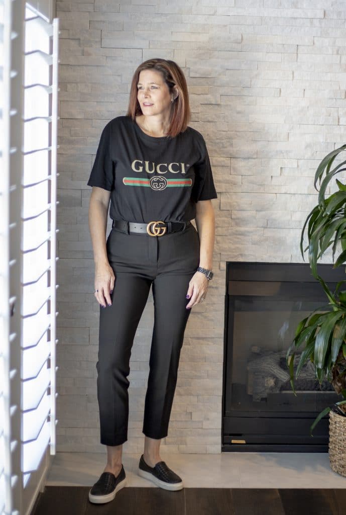 #allblackoutfit #blackoutfit #blackclothing #style #fallstyle #whatiwore #favoriteoutfits #workoutfit #guccitee #guccibelt #gucci #jcrew #cameroncroppants