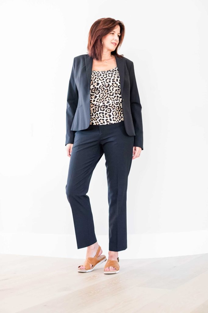 #bananarepublic #suitstyle #fallstyle #fallfashion #howiwear #blacksuit #leopard