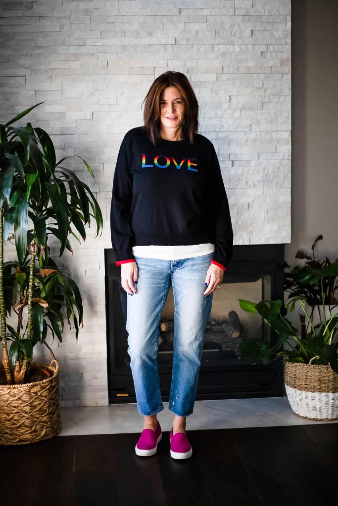 #styledahlia #fashionblog #styleblog #styleblogger #over40style #over50style #styleover40 #styleover50 #midlifewomen #midlifeblog #sweaterlove #valentinesday #vdayoutfit #sweaters