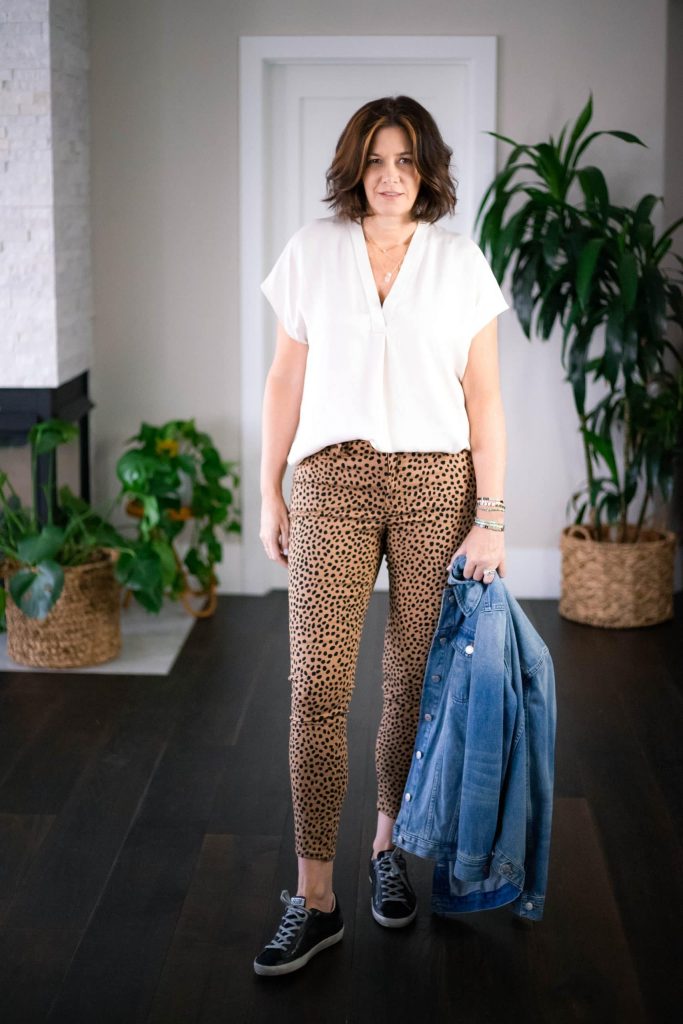 What to wear with leopard pants