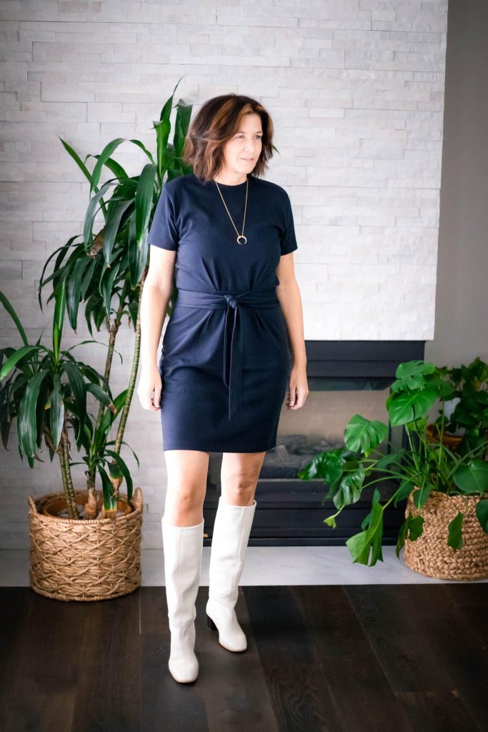 Women wearing Vince Tie Front T-shirt Dress with Everlane Cream boots
