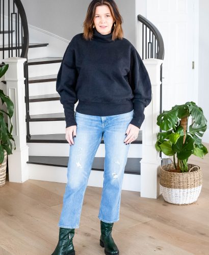 Over 50 women wearing AGOLDE sweatshirt, jeans and lug sole boots